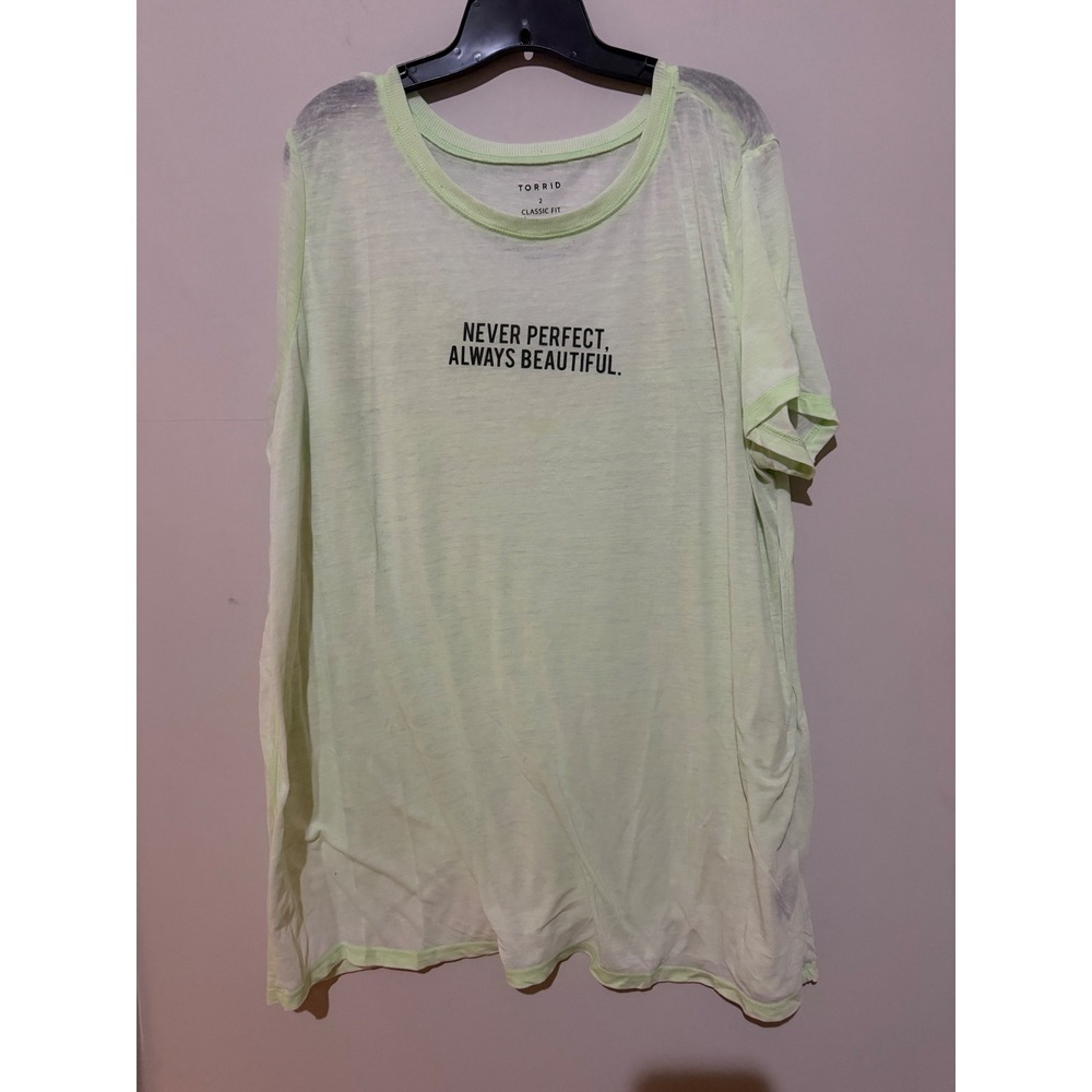 TWomens T Shirt Size 2 Classic Fit Never Perfect Always Beautiful Graphic Te